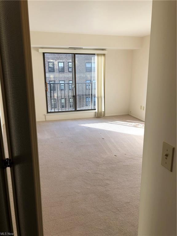 Foto del edificio - 12500 Edgewater Dr