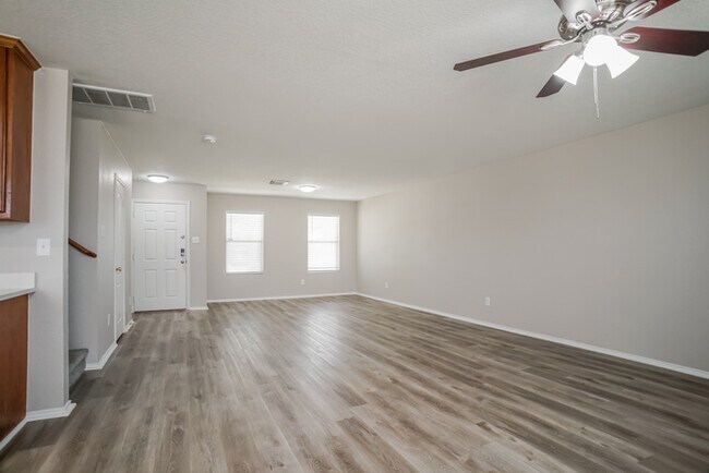 Foto del edificio - 7830 Ashland Springs Ln