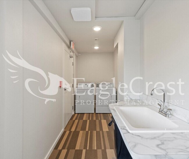 Foto del edificio - 105NSP