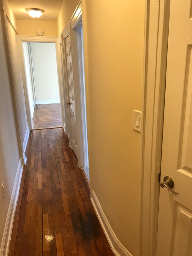 Primary Photo - 37-22 80th St