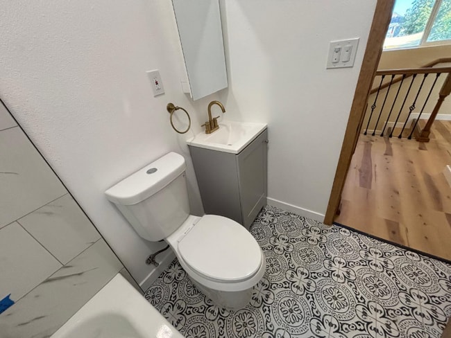 Photo - 1628 W 24th St House