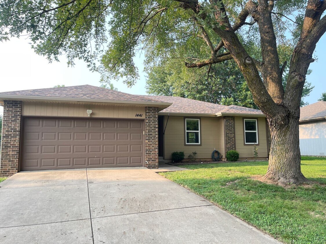 Foto principal - 1441 W Seminole St
