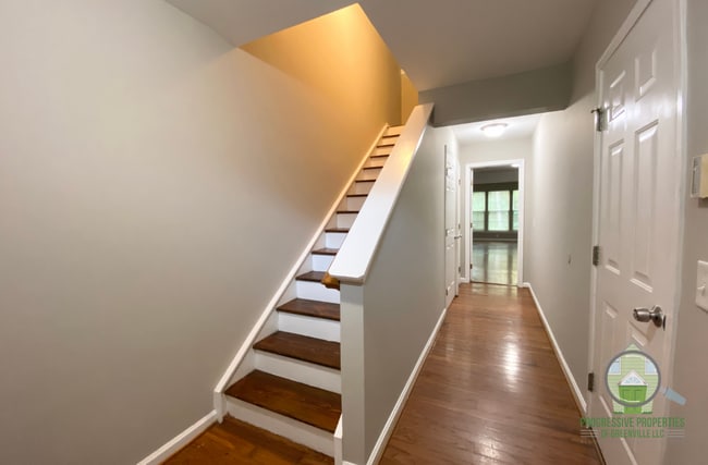 Photo - 222 Cambria Ct Townhome