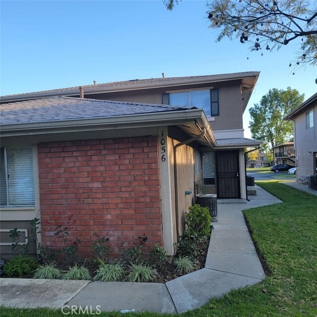 1056 W Calle De la Luna Unit 3, Azusa, CA 91702 Condo for Rent in