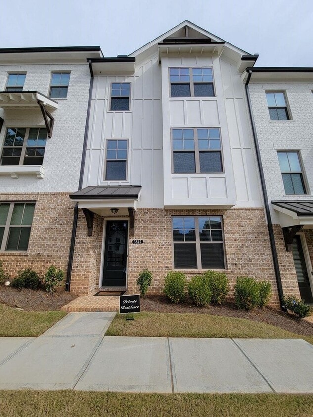 3842 Firewood Ln, Suwanee, GA 30024 Apartment for Rent in Suwanee, GA