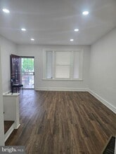 Building Photo - 724 W Wingohocking St