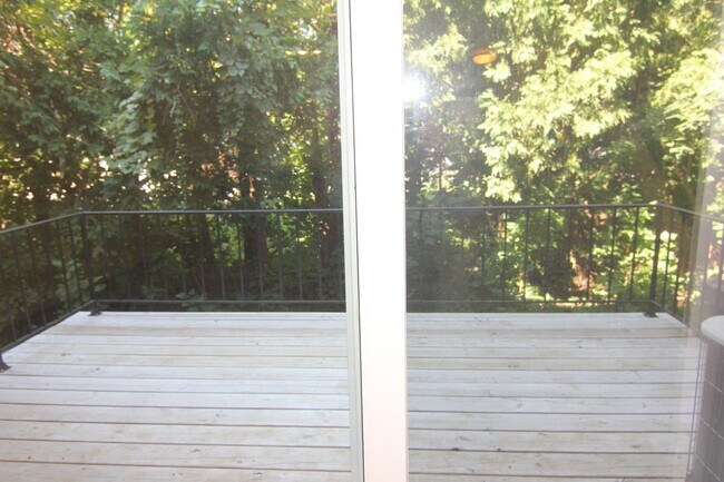 Foto del edificio - 1207 21st Avenue Place, Coralville, IA 522...
