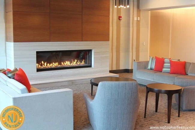 Foto del edificio - 15 Henley Pl