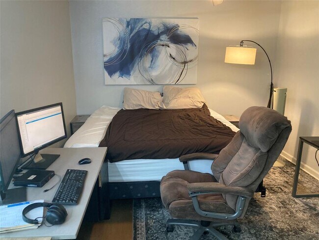 Foto del edificio - 10616 Mellow Ln