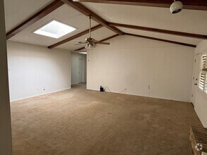 Building Photo - 4201 Valley Dr