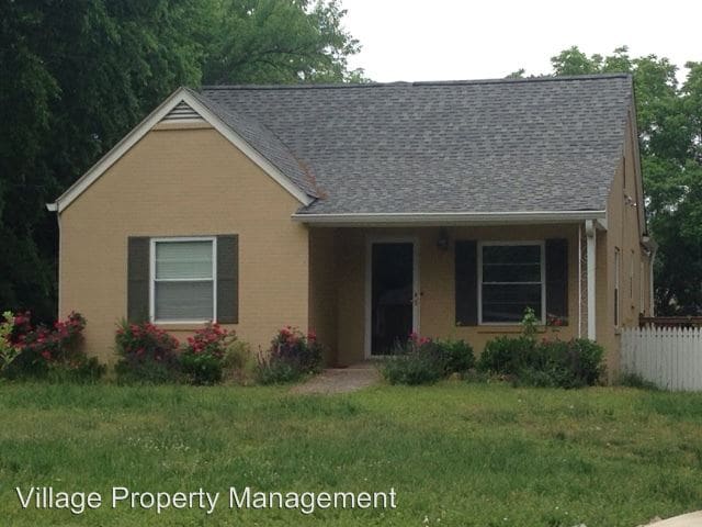 Primary Photo - 4028 Westlawn Dr