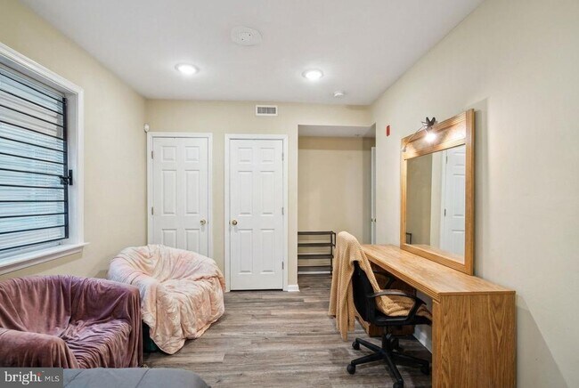 Foto del edificio - 1611 N 17th St