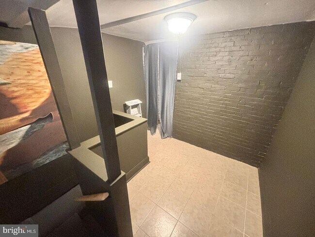 Foto del edificio - 1736 N 59th St