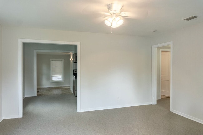 Photo - Hayden Road - 412 Apartment