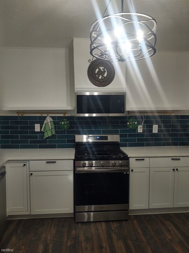 Building Photo - 2 br, 1 bath House - 208 Linwood Avenue
