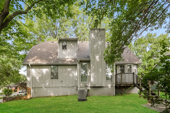 Building Photo - Four Bedroom Three Bath in Independence, MO!
