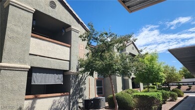 Building Photo - 555 E Silverado Ranch Blvd