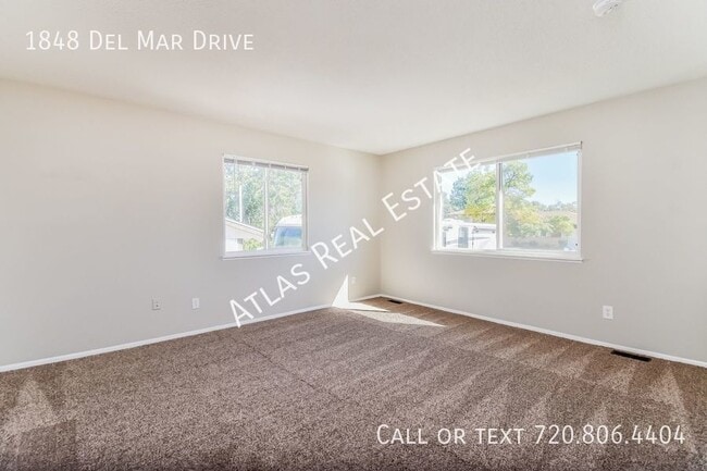 Foto del edificio - Gorgeous 5 Bed 2 Baths Home|| Get One Mont...