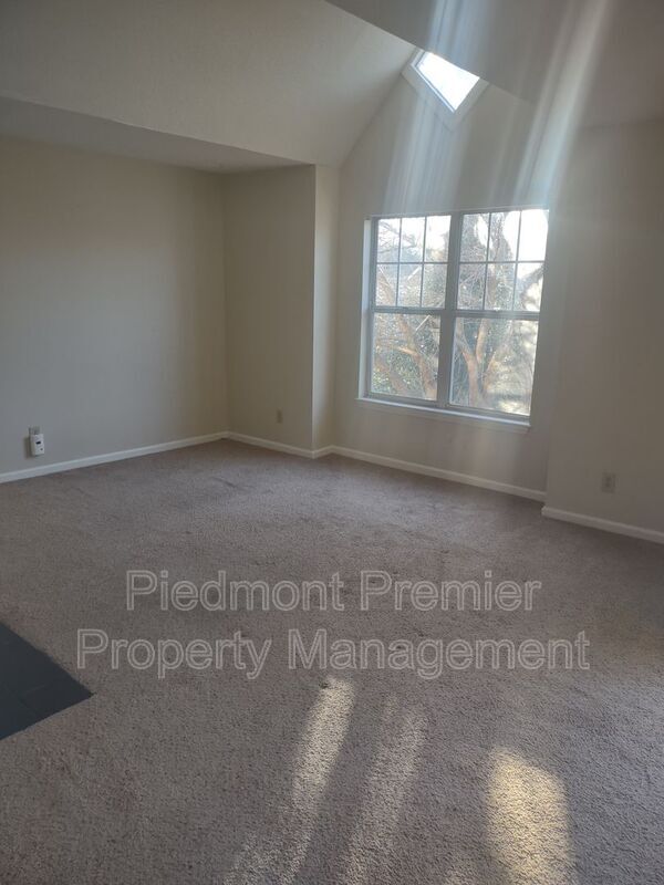 5020 Thoroughbred Ln Unit K, Clemmons, NC 27012 Condo for Rent in