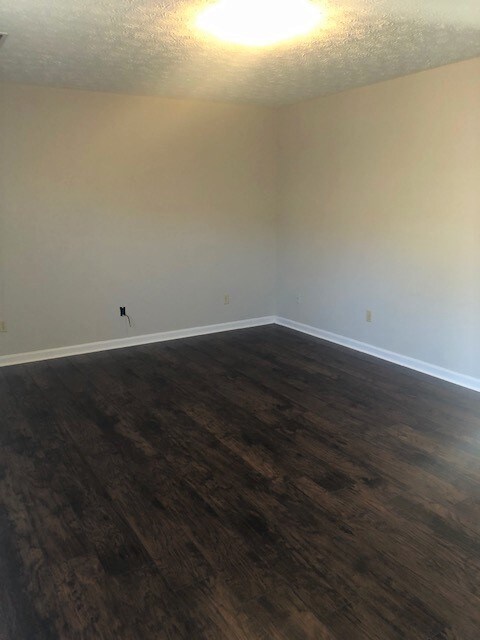 Foto del edificio - 434 Hillside Dr