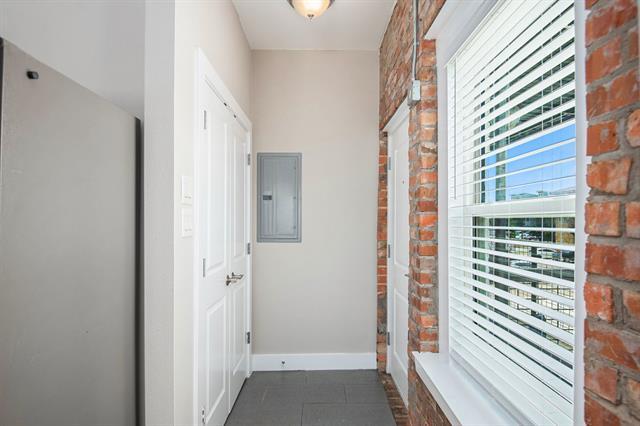 Building Photo - 919 Alston Ave