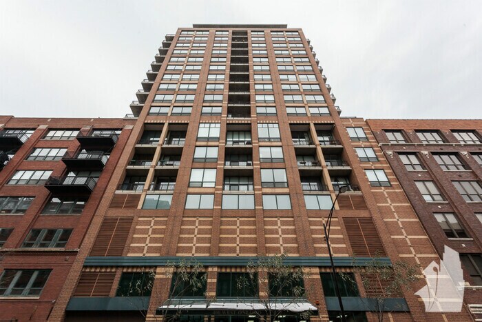 Foto principal - 400 W Ontario St