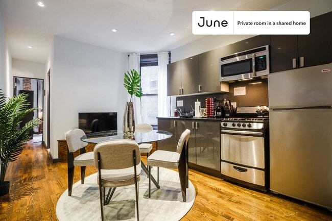Foto del edificio - Room in Shared 4 bed/2 bath home