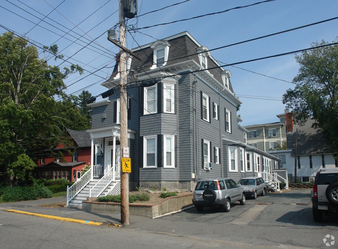 1 Manning St, Ipswich, MA 01938 Apartments in Ipswich, MA