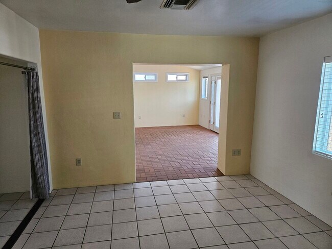 Foto del edificio - 3038 N 34th St