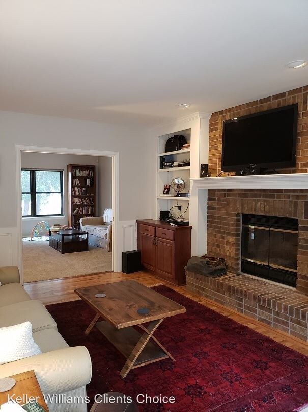 Building Photo - 4 br, 3.5 bath House - 250 Ravenglass Way