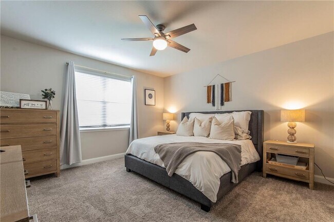 Foto del edificio - 9213 Margaret Jewel Ln