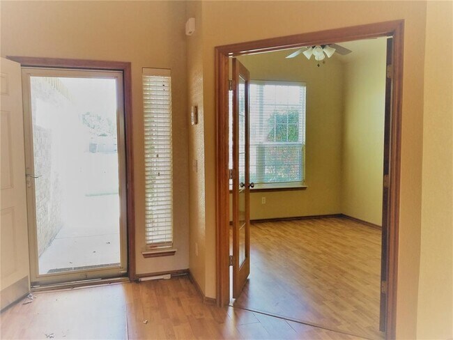 Foto del edificio - 1629 SW 31st St