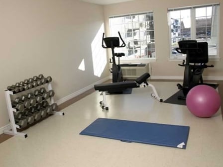 Photo du bâtiment - 100 Bishop DriveUnit 108