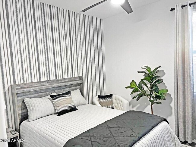 Building Photo - 29902 N Acacia Dr.