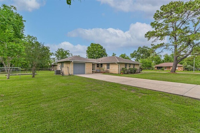 Foto del edificio - 10414 Woodwind Dr