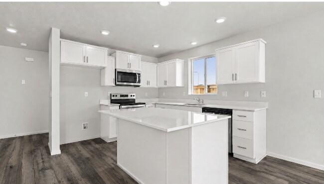 Building Photo - 4817 Thyme Ave NE