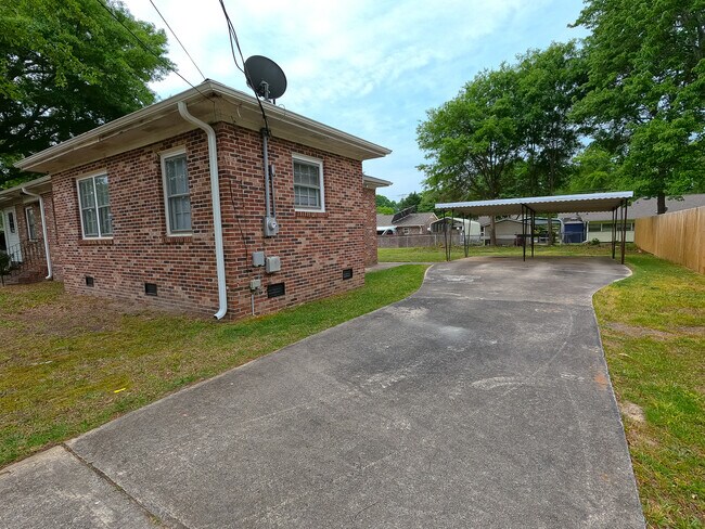 Photo - 11 Owens Rd House