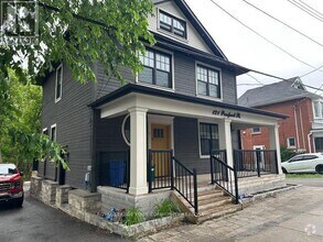 Building Photo - 121-121 Prospect St