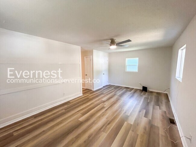 Foto del edificio - Cozy 3 Bed, 1 Bath – Section 8 Accepted / Available Now!
