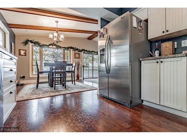 Foto del edificio - 14684 Cove Ave SE