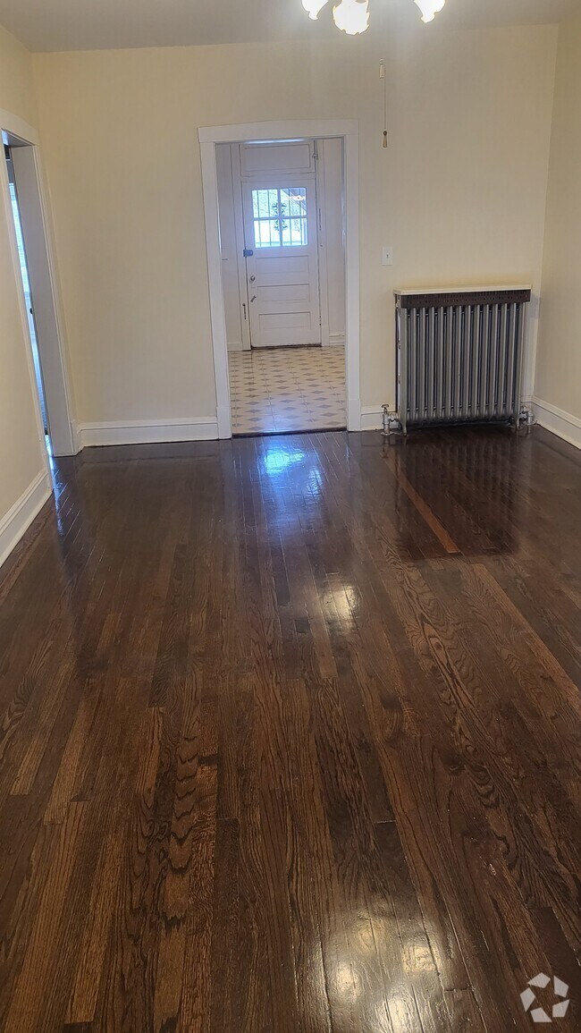 Timber Ridge Estates Apartments under 2,000 Skokie, IL 2 Rentals