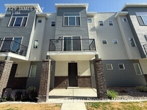 Building Photo - 2329 James Wy