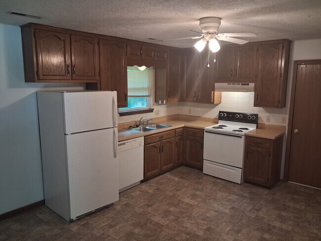 Building Photo - 5437 Collier Ln