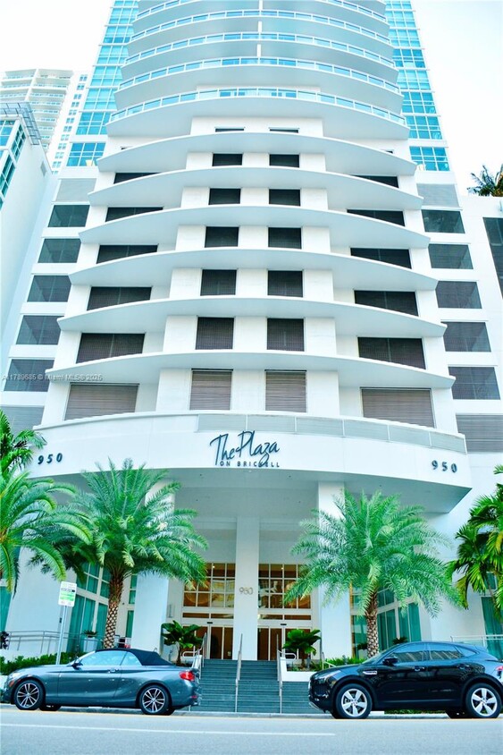 Foto principal - 950 Brickell Bay Dr