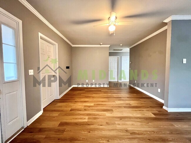 Foto del edificio - 3425 Manor Ave