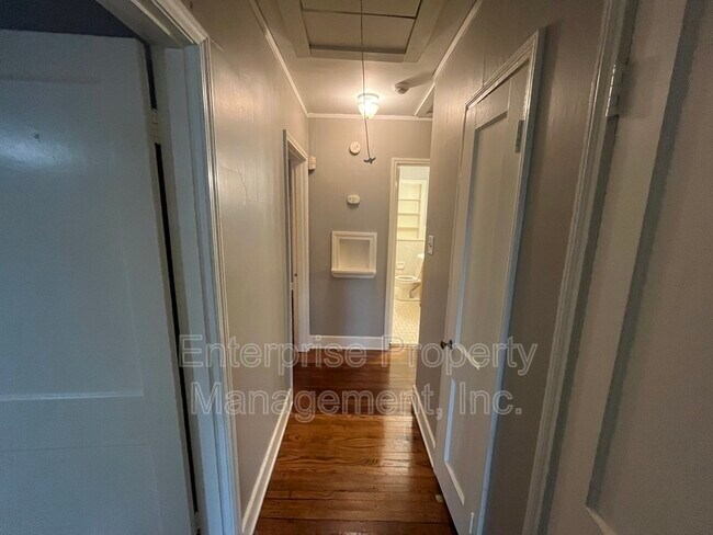 Foto del edificio - 609 Houston St