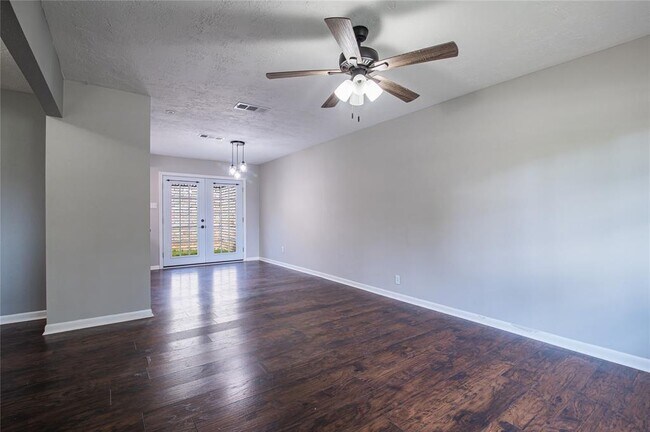 Foto del edificio - 17122 Blackhawk Blvd