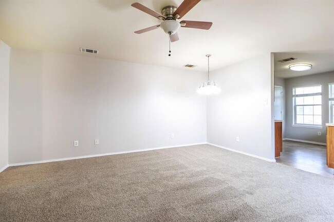 Foto del edificio - 20106 Pioneer Ridge Dr
