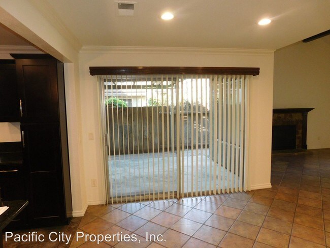Building Photo - 3546-3600 W Park Balboa Ave