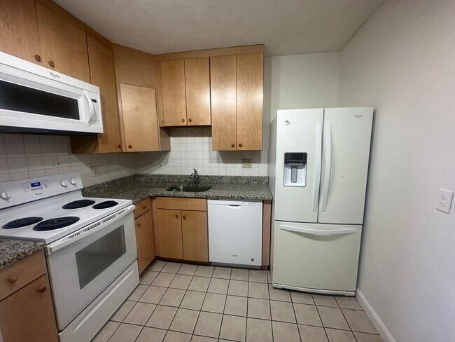 Foto del edificio - 2353 Massachusetts Ave